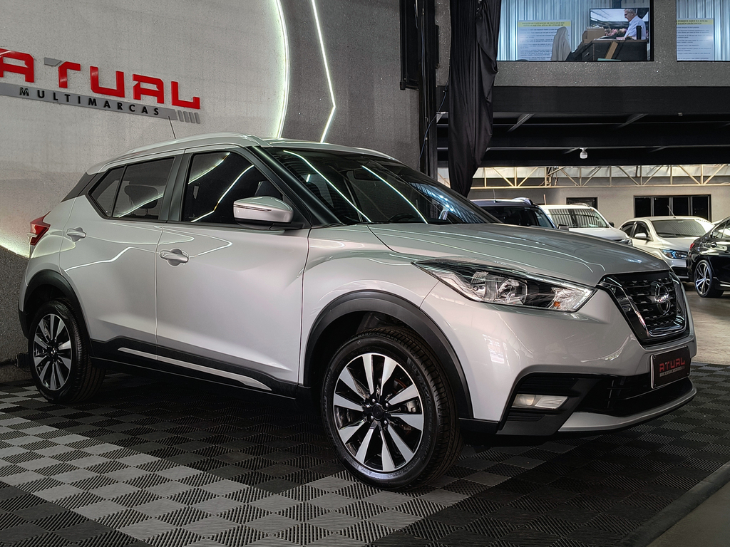 Nissan Kicks Prata