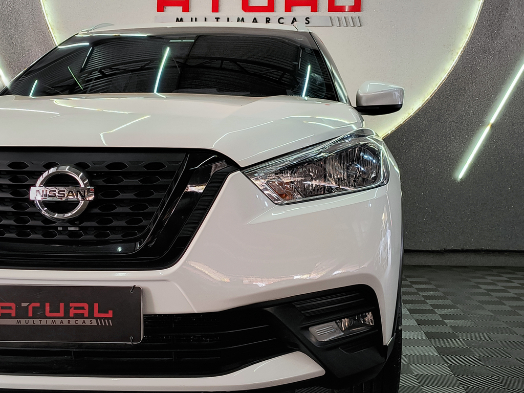 Nissan Kicks Branco