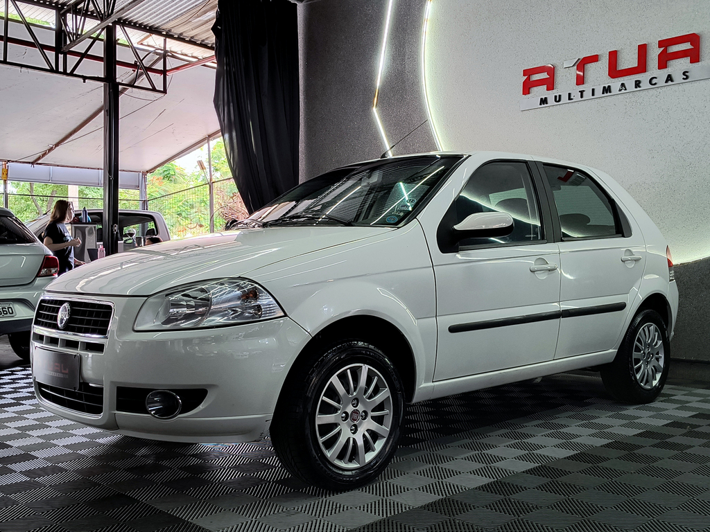 Fiat Palio ELX 1.4 (Flex)