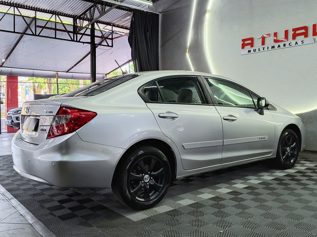 Honda Civic Sedan LXR 2.0 Flexone 16V Aut. 4p