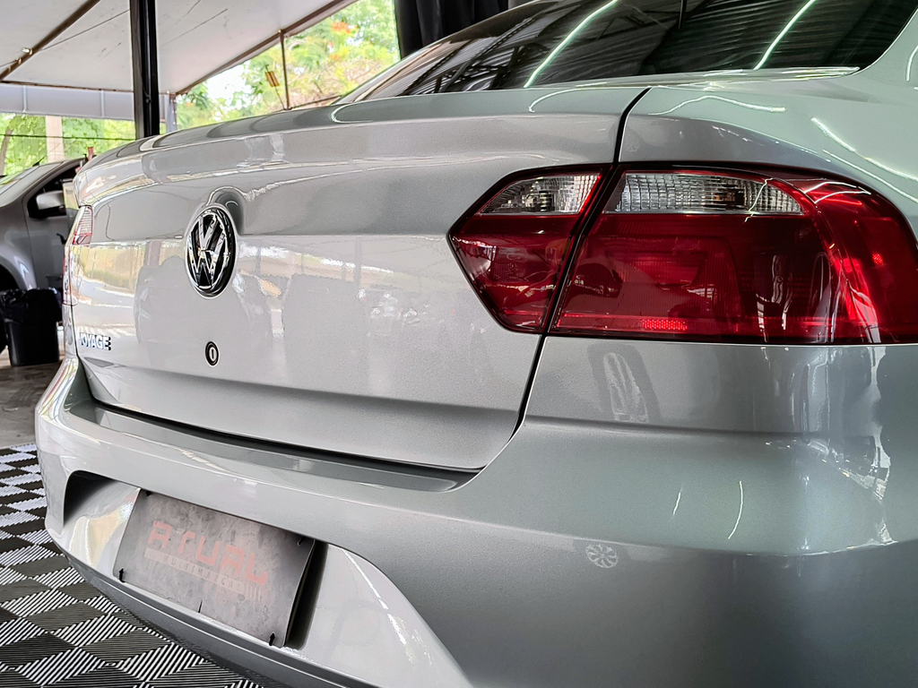 Volkswagen VOYAGE 1.6 MSI FLEX 8V 4P