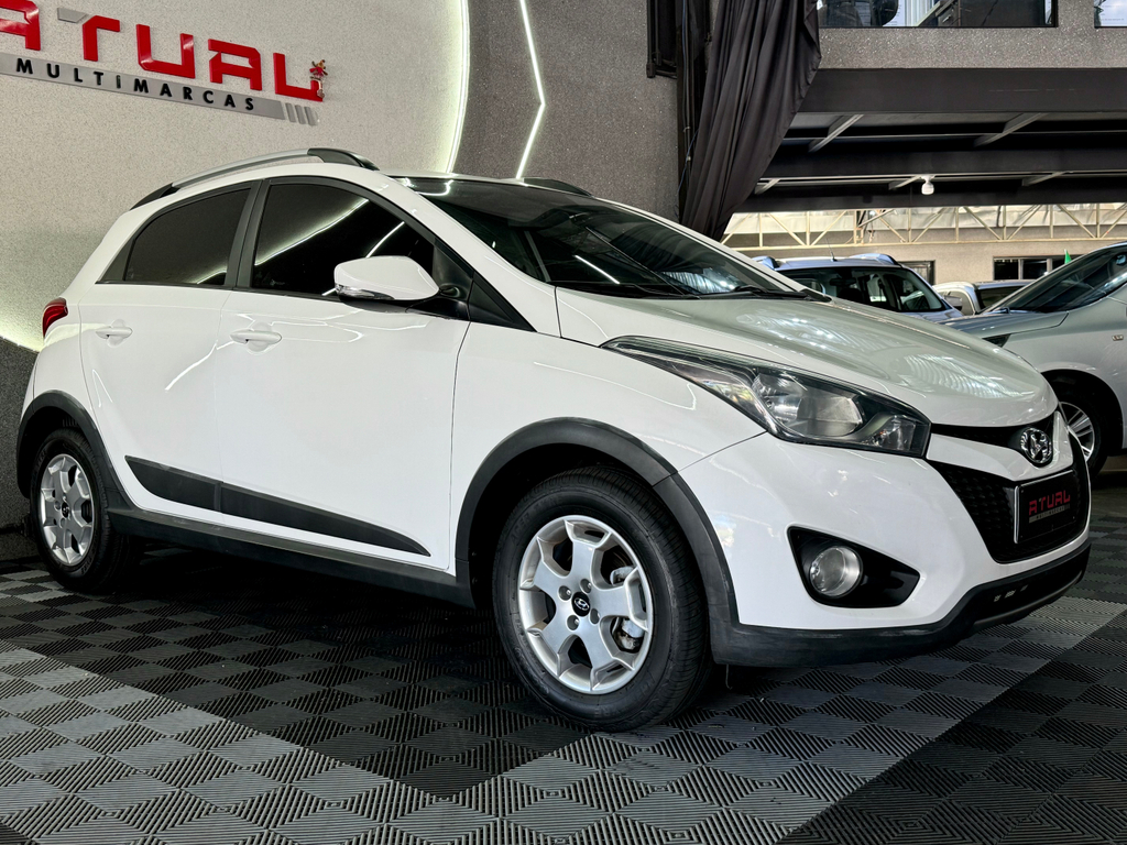 Hyundai HB20X Premium 1.6 (Aut)