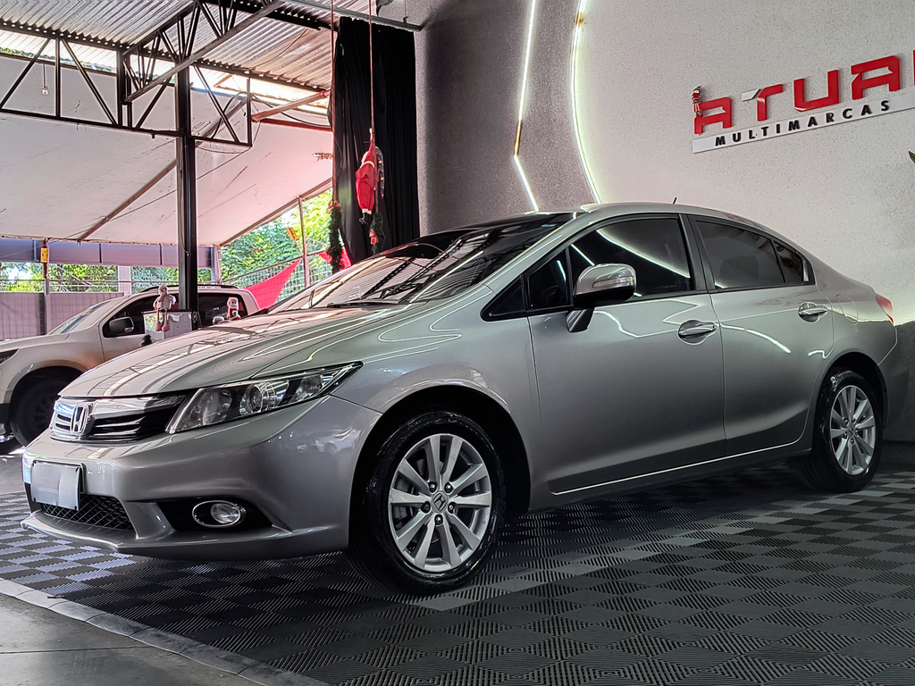 Honda Civic Sedan LXR 2.0 Flexone 16V Aut. 4p