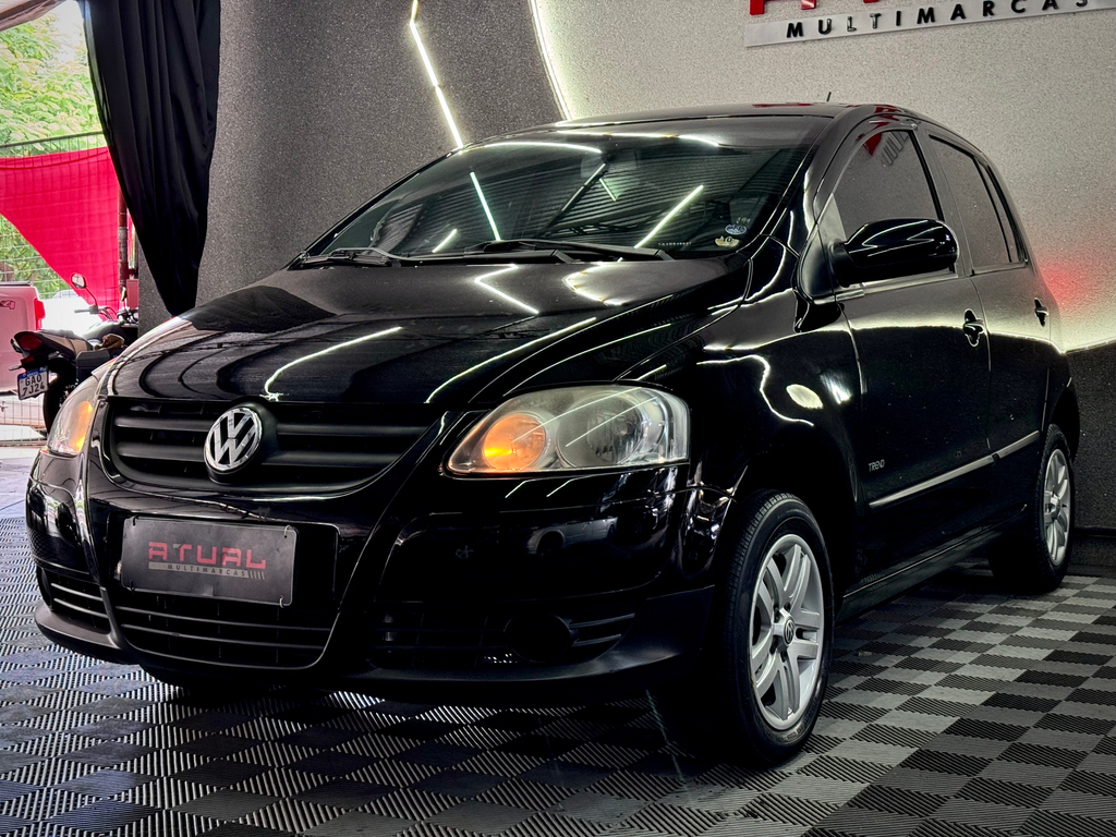 Volkswagen Fox 1.0 8V (Flex) 4p