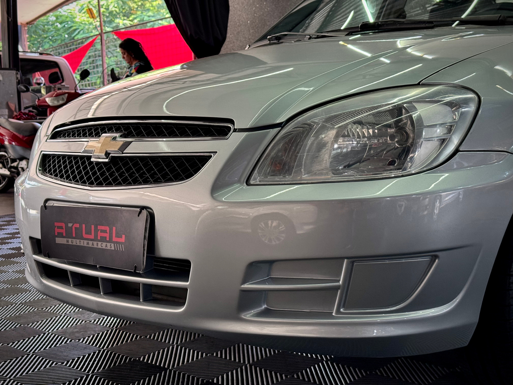 Chevrolet Prisma Prata