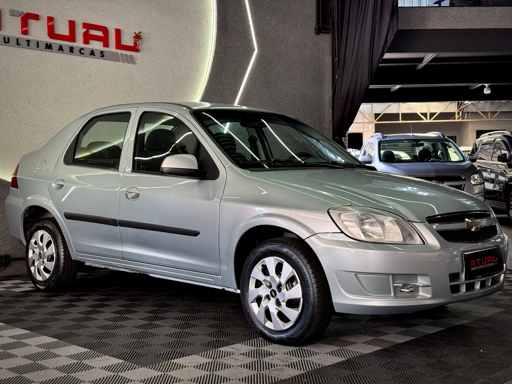 Chevrolet Prisma Prata