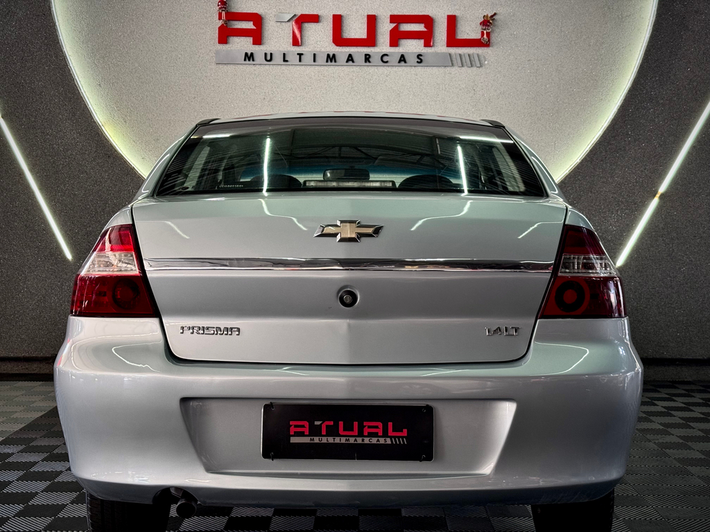 Chevrolet Prisma Prata