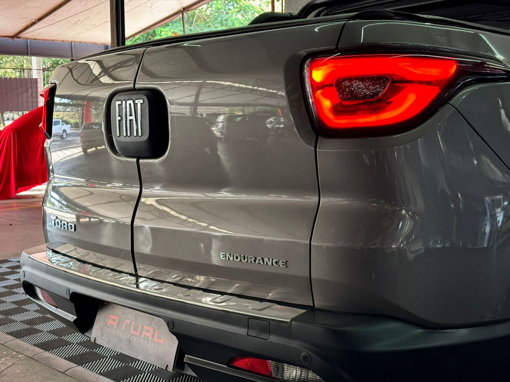 Fiat Toro Cinza