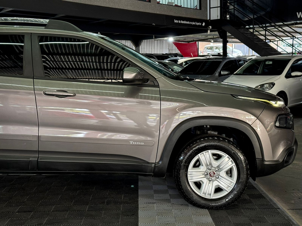 Fiat Toro Cinza