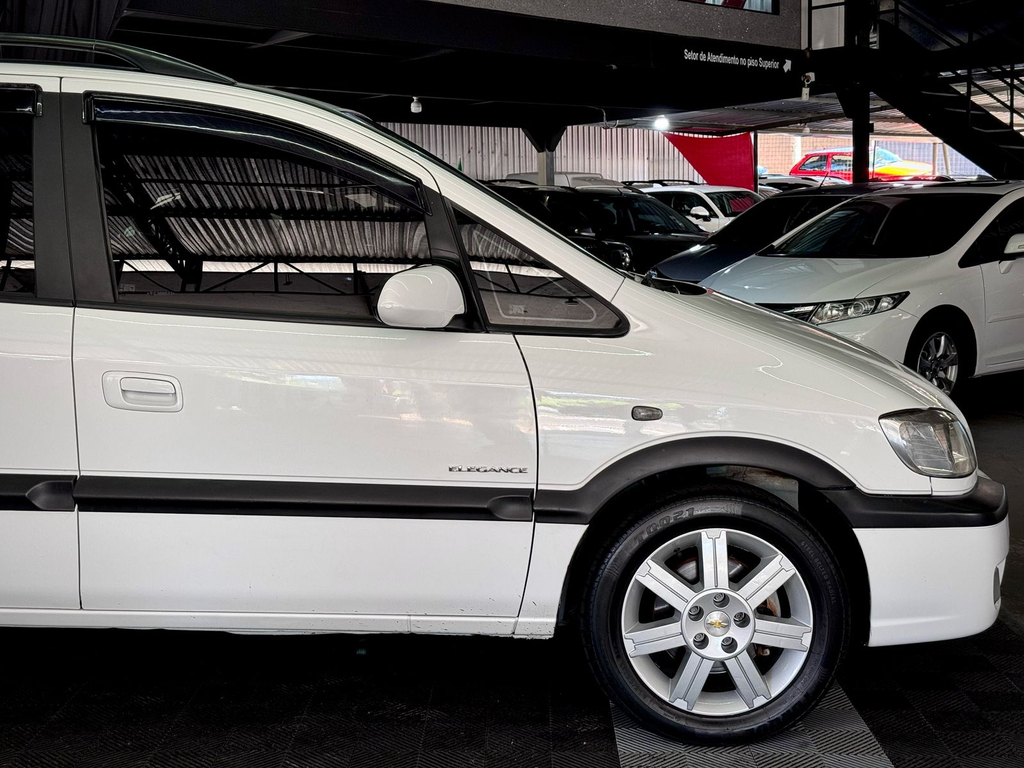Chevrolet Zafira Elegance 2.0 (Flex) (Aut) 7 Lugares