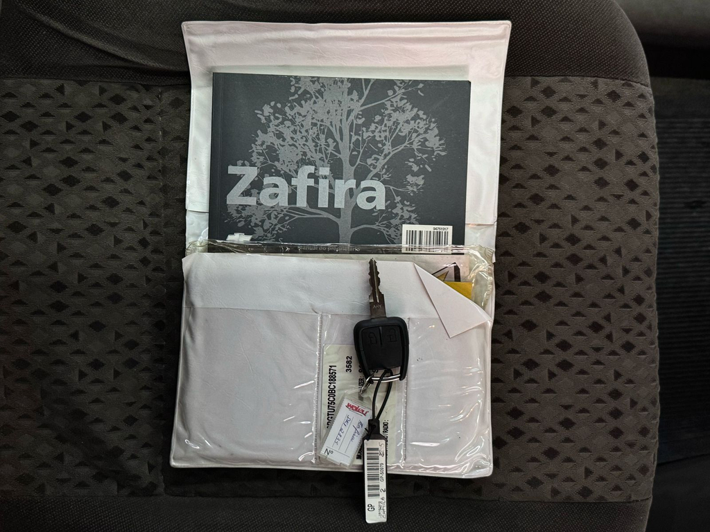 Chevrolet Zafira Elegance 2.0 (Flex) (Aut) 7 Lugares