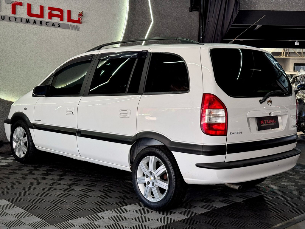 Chevrolet Zafira Elegance 2.0 (Flex) (Aut) 7 Lugares
