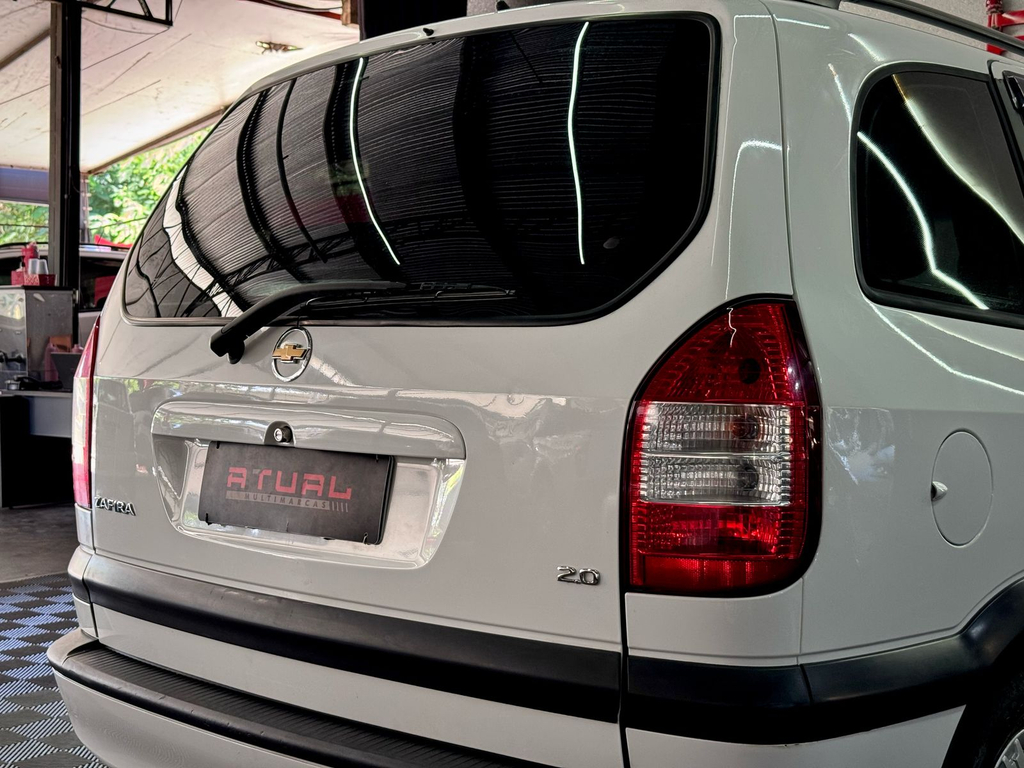 Chevrolet Zafira Elegance 2.0 (Flex) (Aut) 7 Lugares