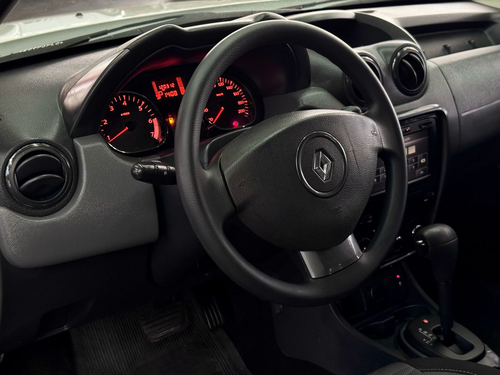 Renault Duster Branco