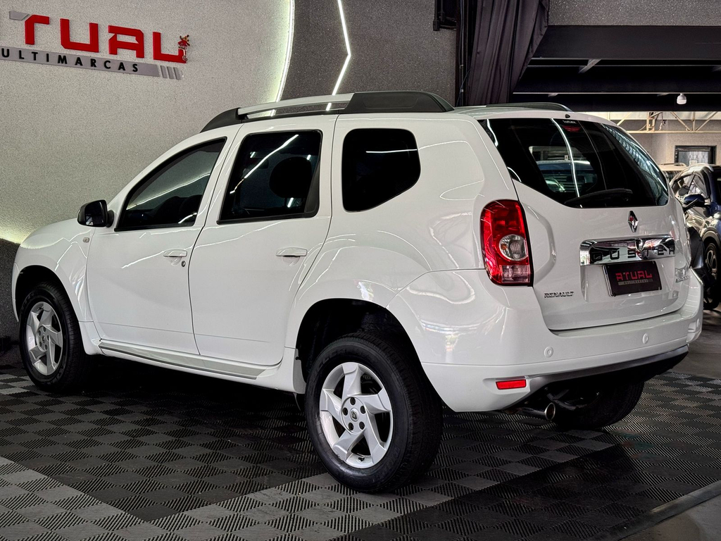 Renault Duster Branco