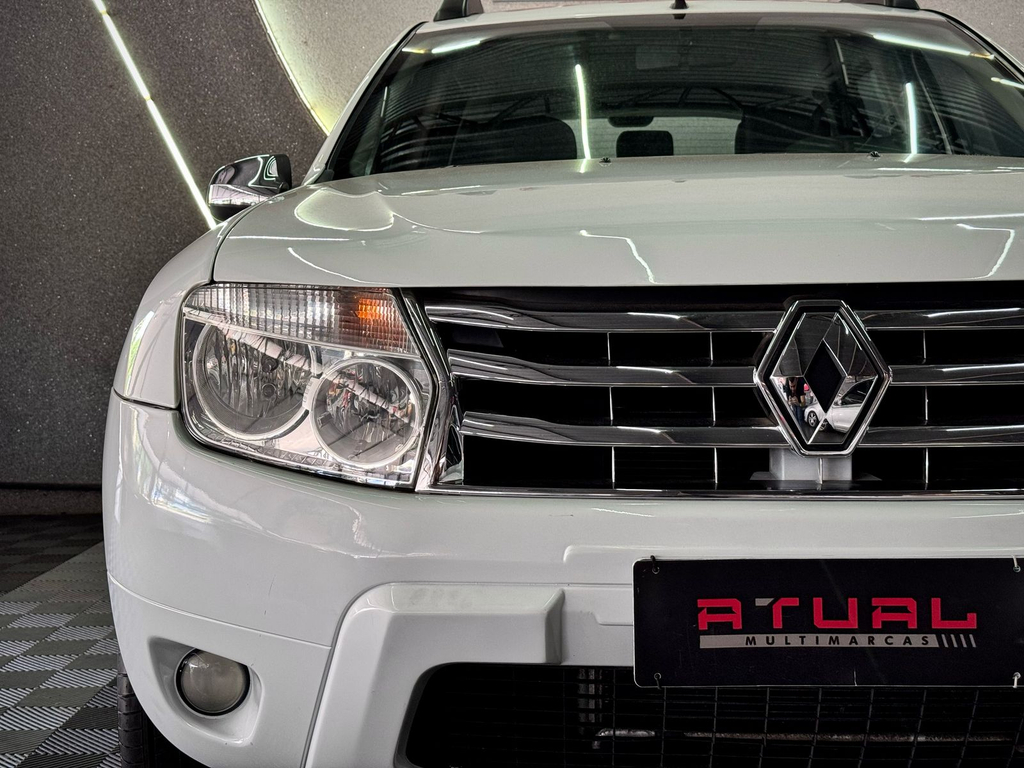 Renault Duster Branco