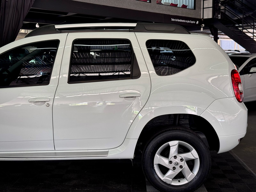 Renault Duster Branco