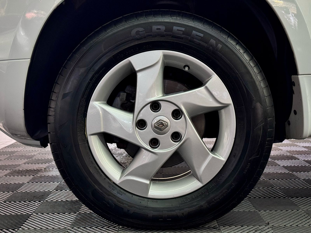 Renault Duster Branco