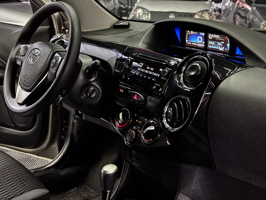 Toyota Etios Xs 1.5 Flex 16v 5p Aut.