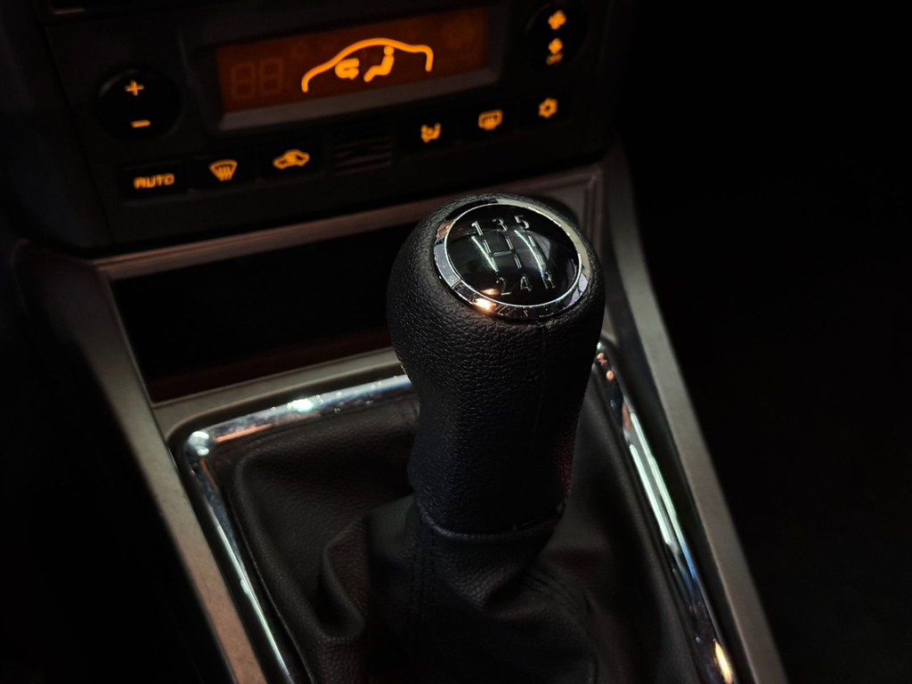 Chevrolet Vectra Preto
