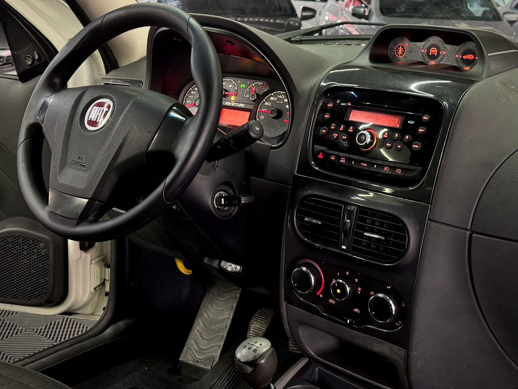 Fiat Palio Weekend Adventure 1.8 16v (Flex)