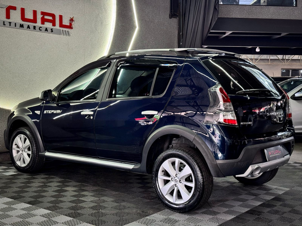 Renault Sandero Stepway 1.6 Flex (Aut)