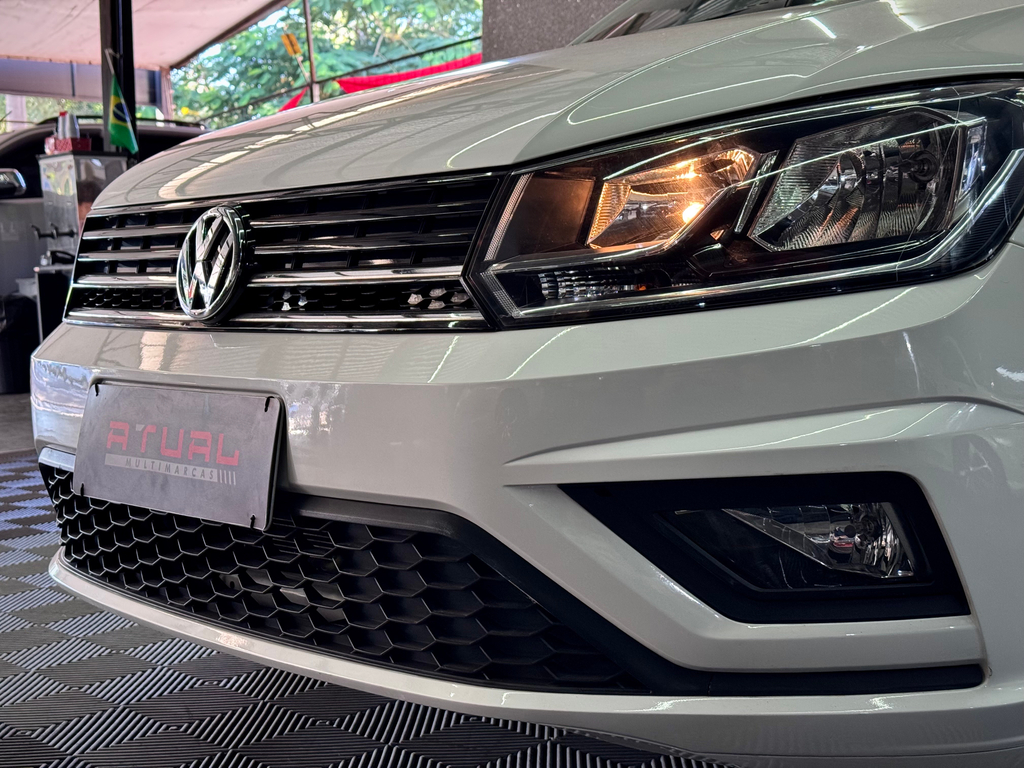 Volkswagen Gol Branco