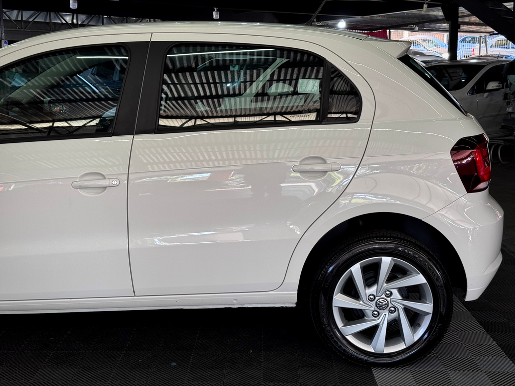 Volkswagen Gol Branco