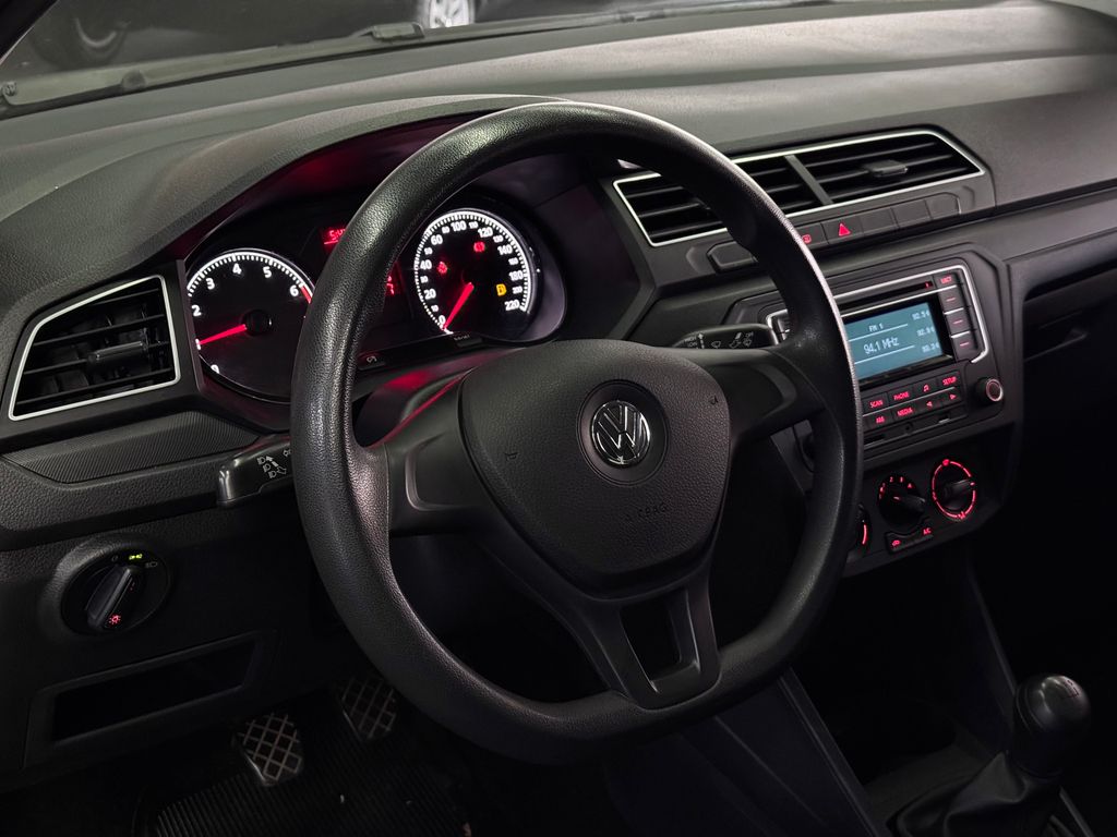 Volkswagen Voyage Prata