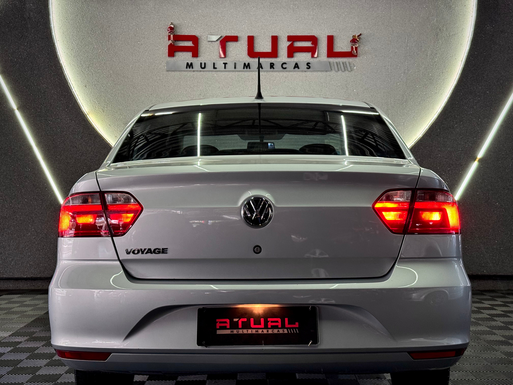 Volkswagen Voyage Prata