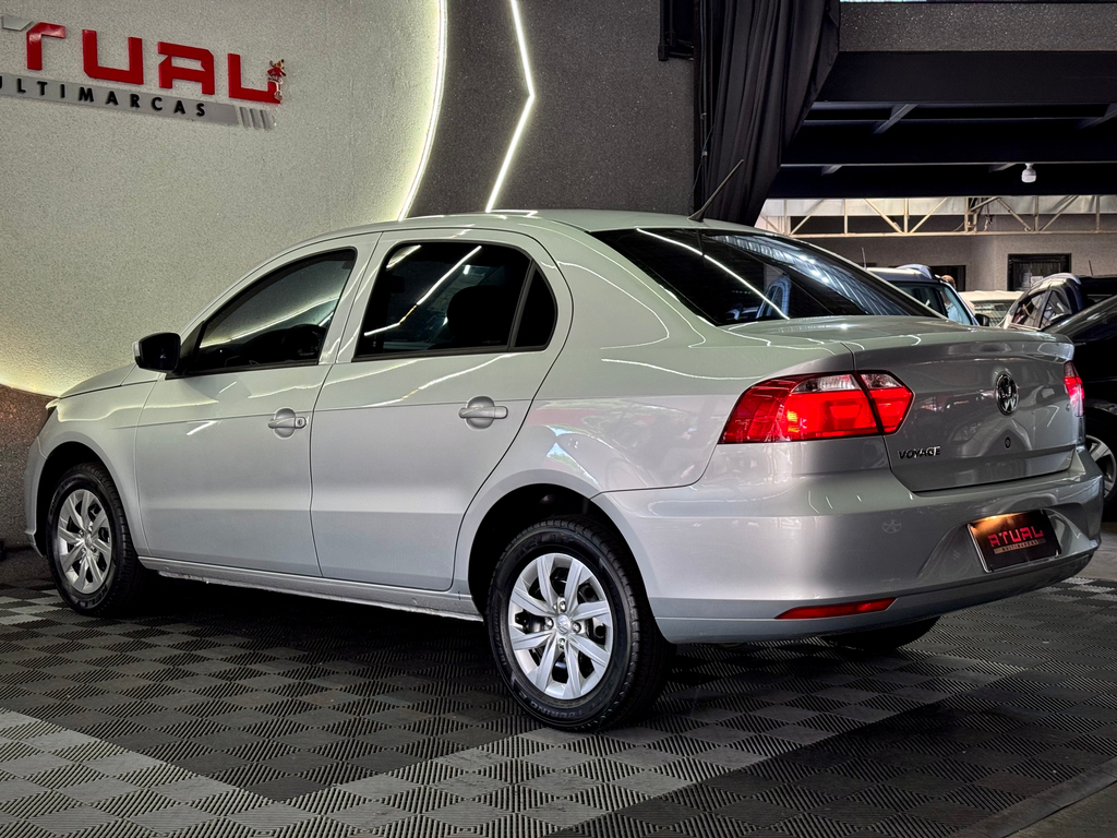 Volkswagen Voyage Prata