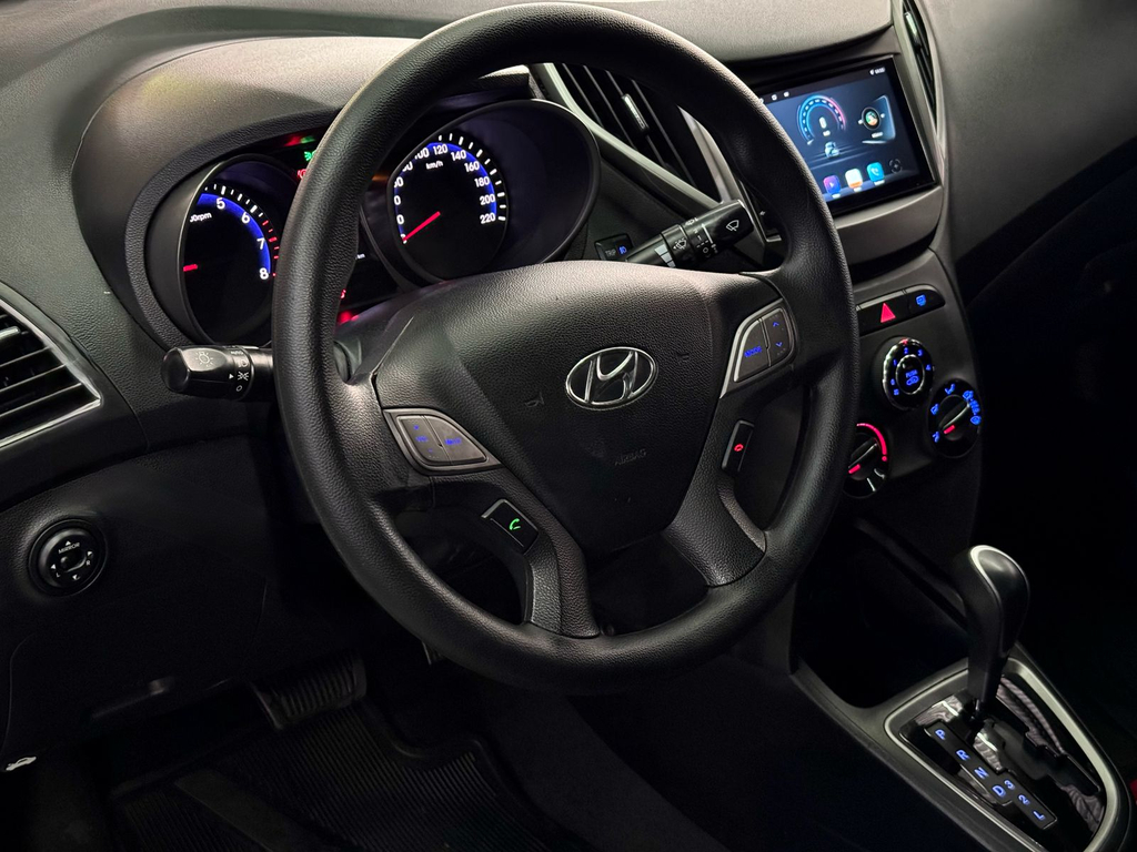 Hyundai HB20S 1.6 Comfort Plus (Aut)