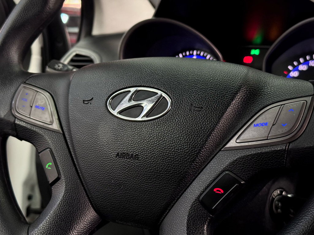 Hyundai HB20S 1.6 Comfort Plus (Aut)