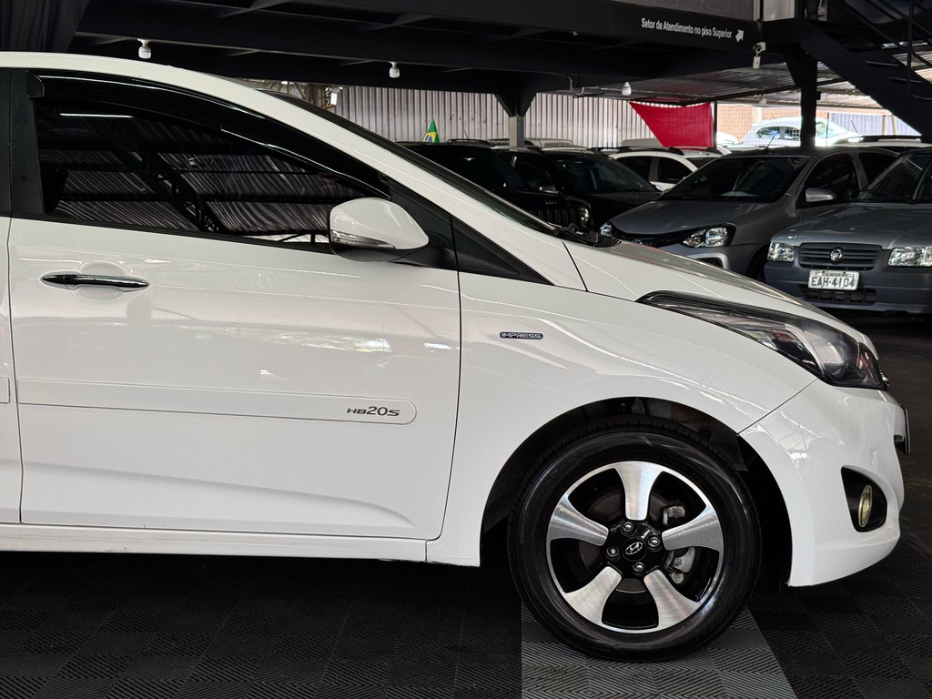 Hyundai HB20S 1.6 Comfort Plus (Aut)