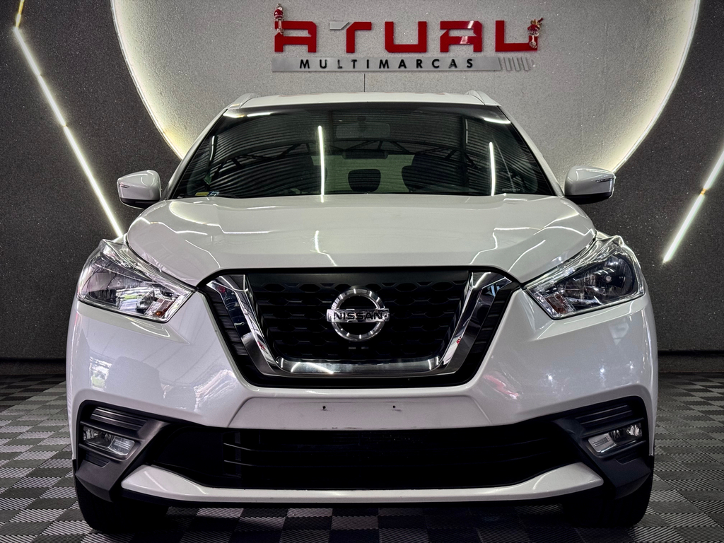 Nissan Kicks Branco