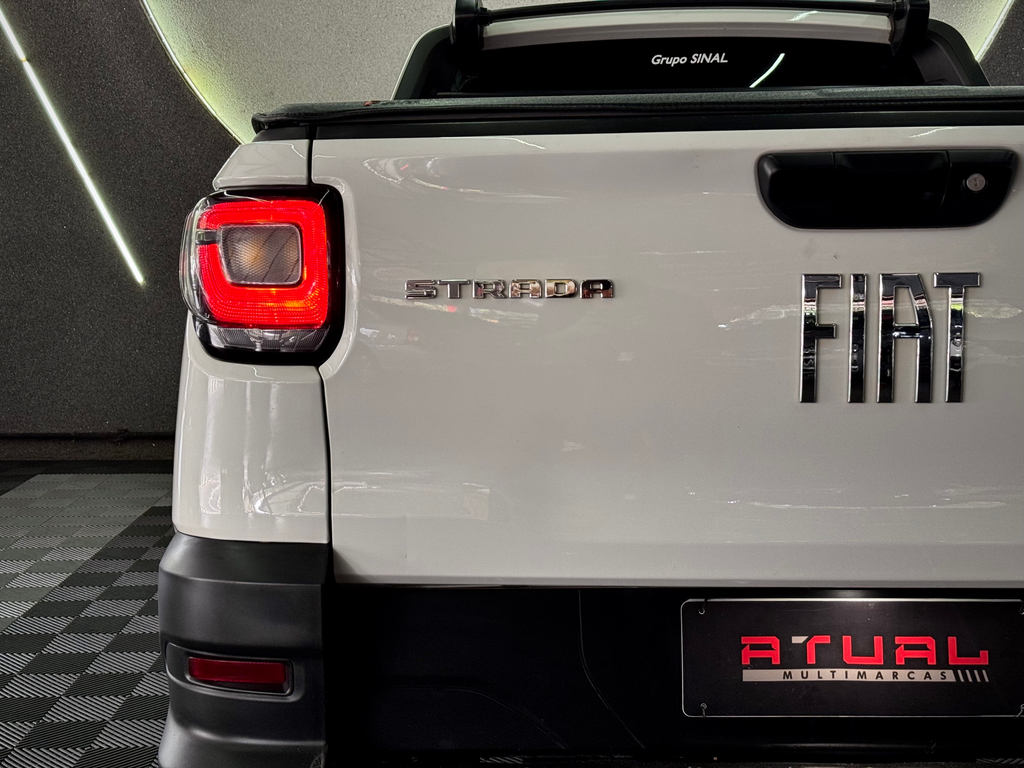 Fiat Strada Branco