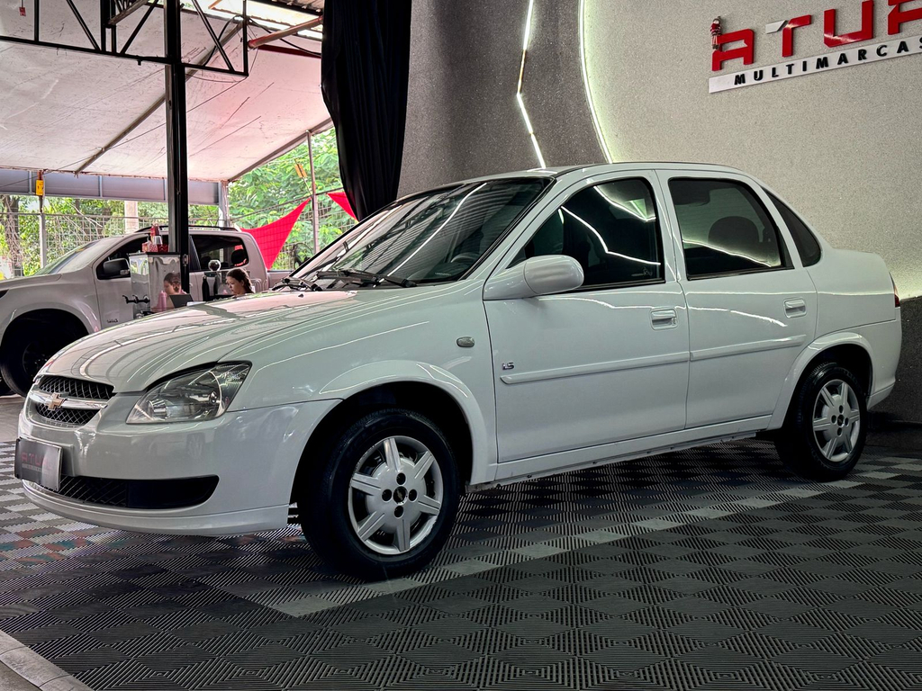 Chevrolet Classic LS 1.0 VHCE (Flex)