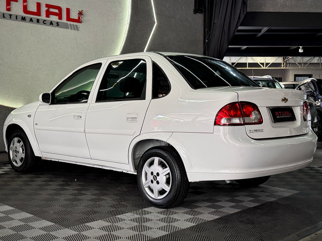 Chevrolet Classic LS 1.0 VHCE (Flex)