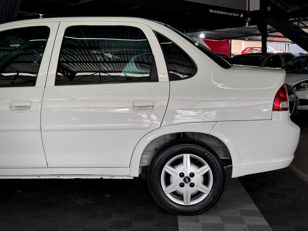Chevrolet Classic LS 1.0 VHCE (Flex)