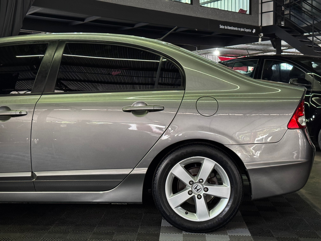 Honda Civic Sedan Lxs 1.8 Flex 16v Aut. 4p