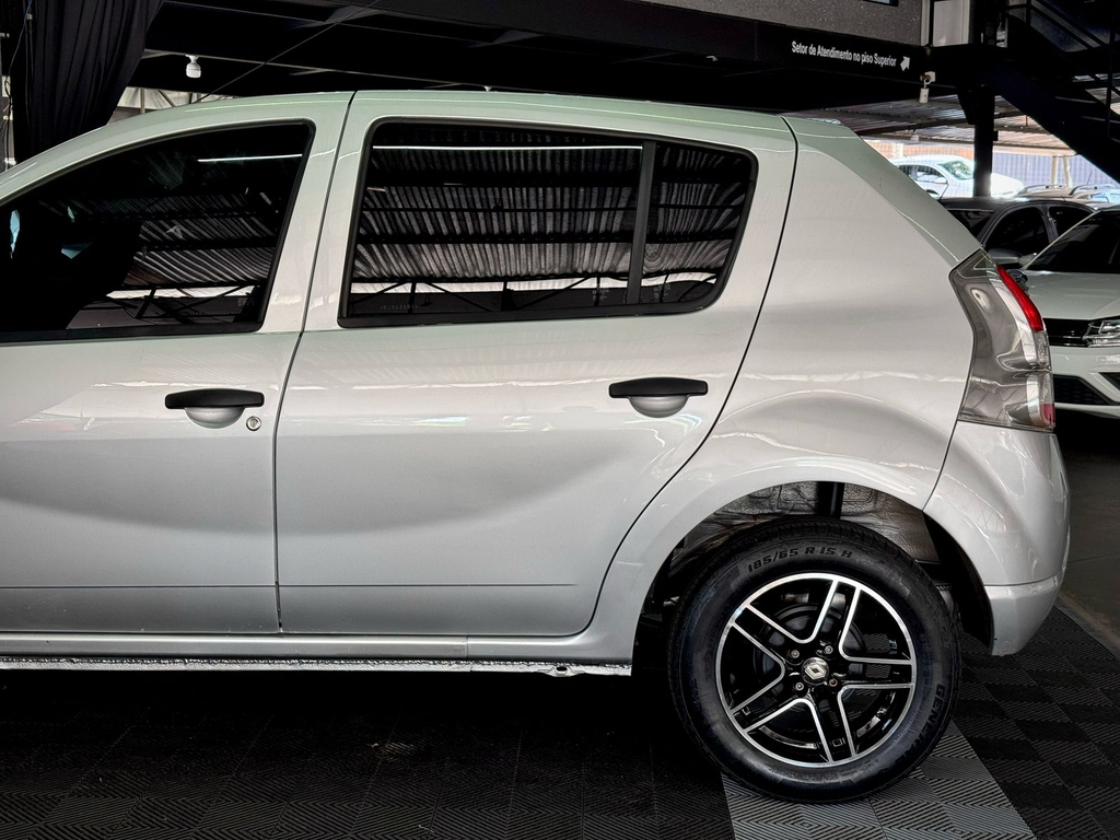 Renault Sandero Expression 1.6 8V (flex)