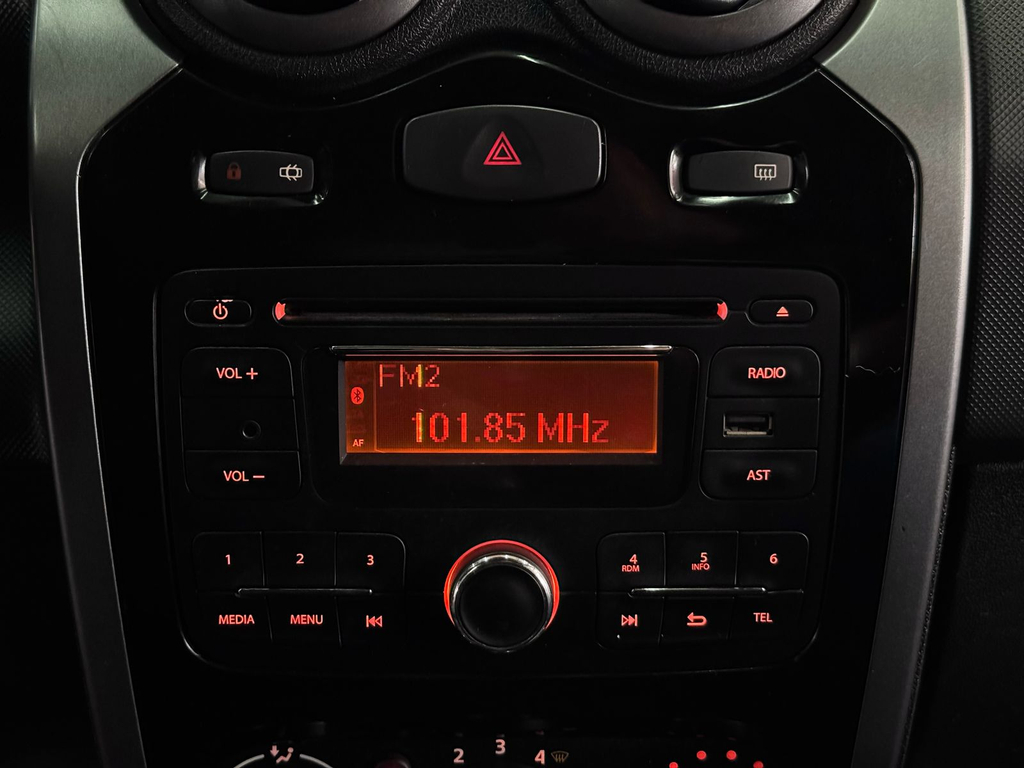 Renault Sandero Expression 1.6 8V (flex)
