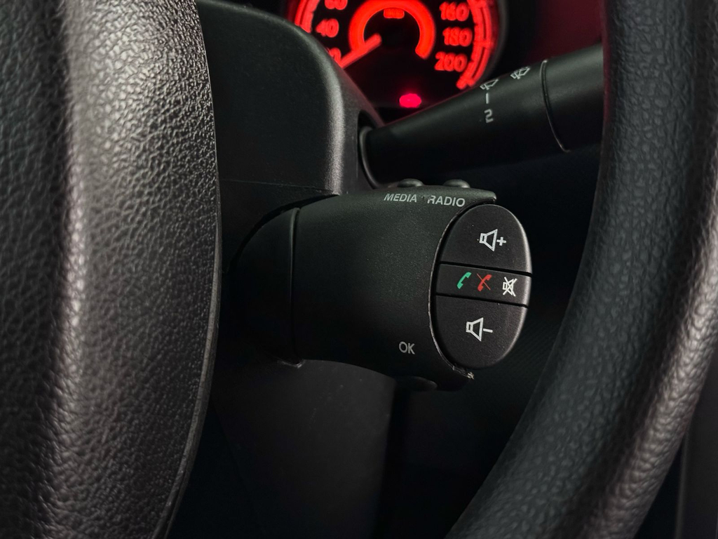 Renault Sandero Expression 1.6 8V (flex)