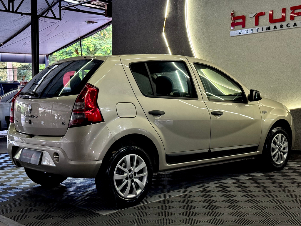 Renault Sandero Expression 1.6 8v (Flex)
