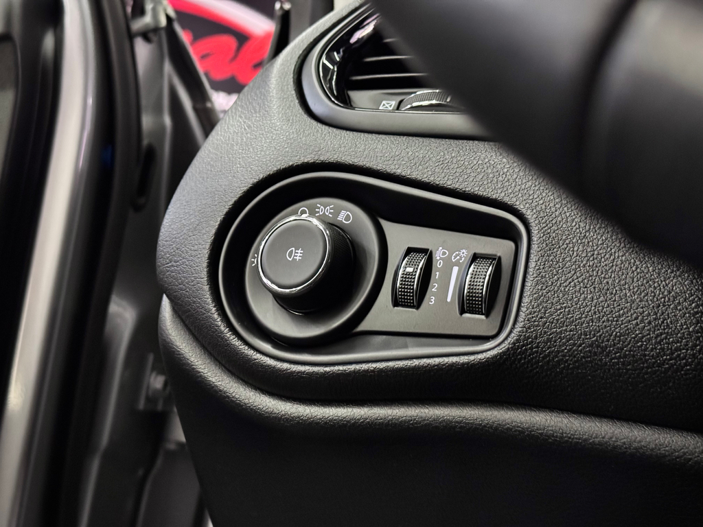 Jeep Renegade Prata