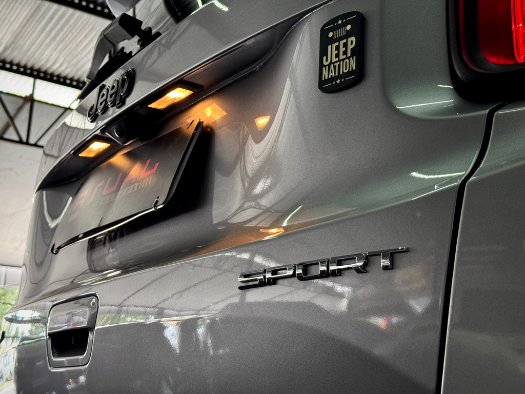 Jeep Renegade Prata