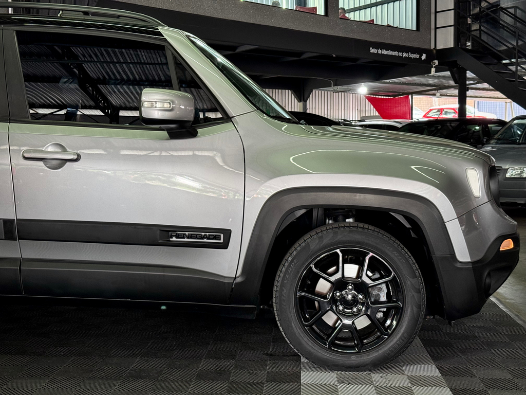 Jeep Renegade Prata