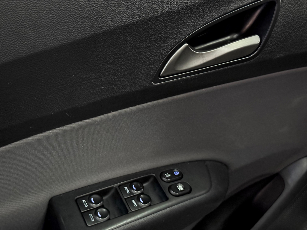 Hyundai Hb20 1.6 SéRie Especial 5 Anos (Aut)