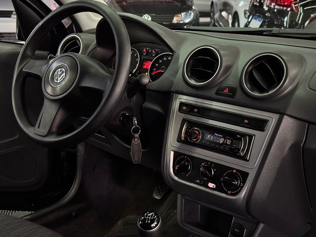 Volkswagen Gol (novo) 1.0 Mi Total Flex 8V 4p