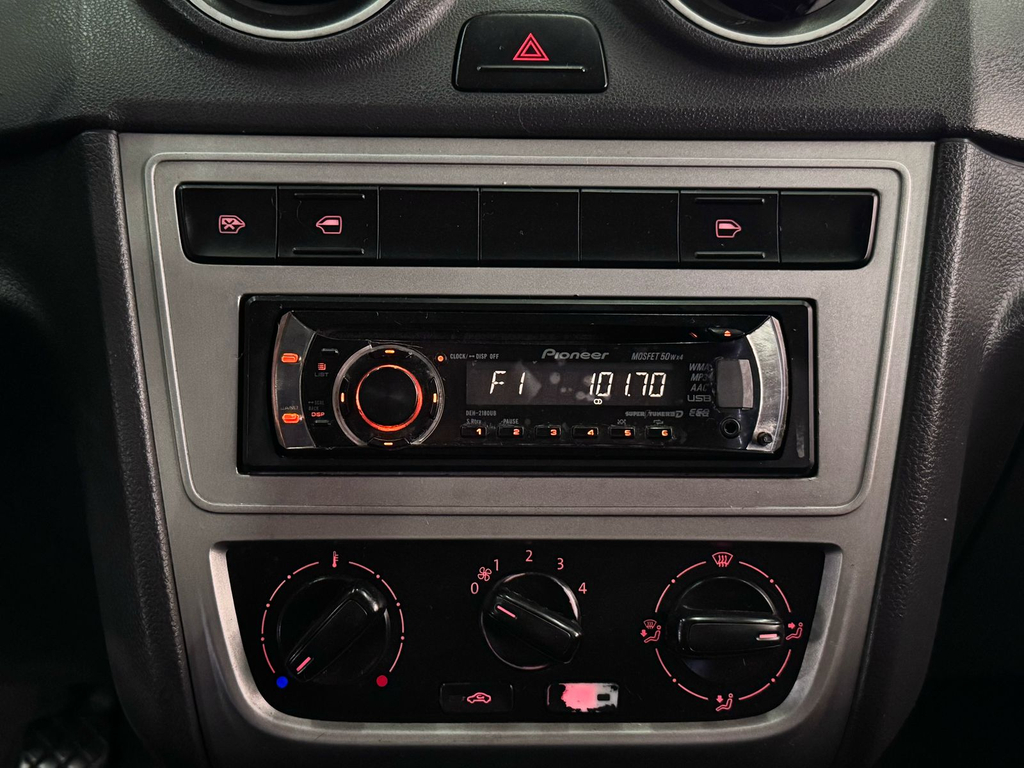 Volkswagen Gol (novo) 1.0 Mi Total Flex 8V 4p